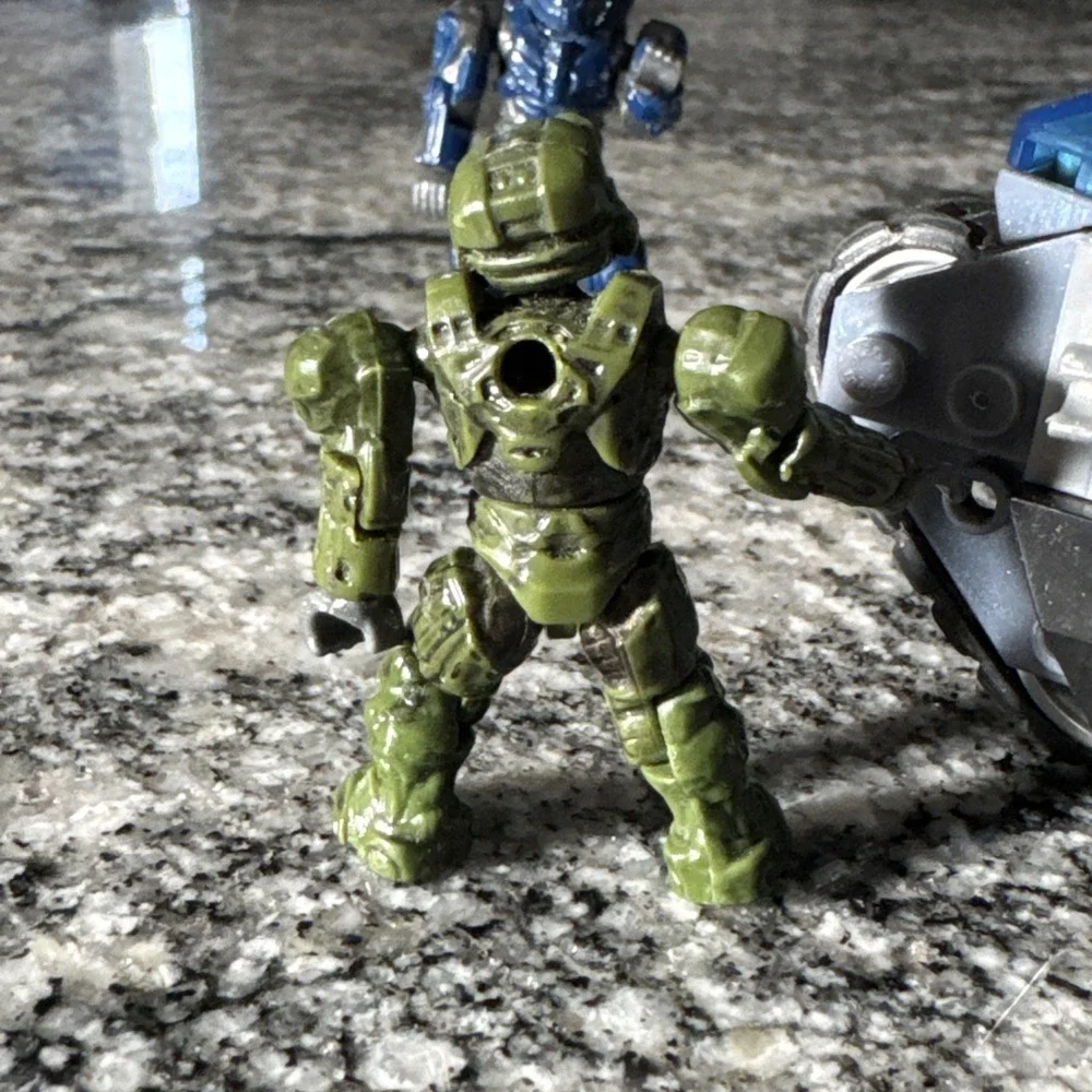 Halo Mega Bloks UNSC Siege Bike 97116 Master Chief And Blue Spartan